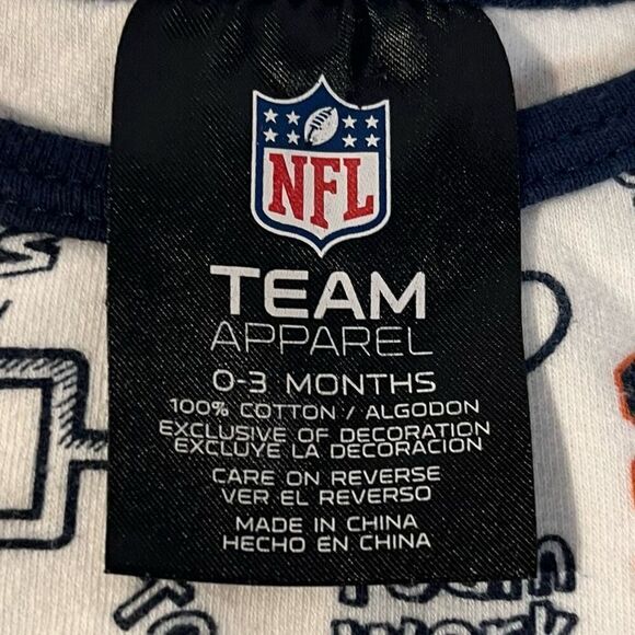 NFL Team Apparel Broncos Bodysuit Sz 0-3m EUC - Picture 3 of 4